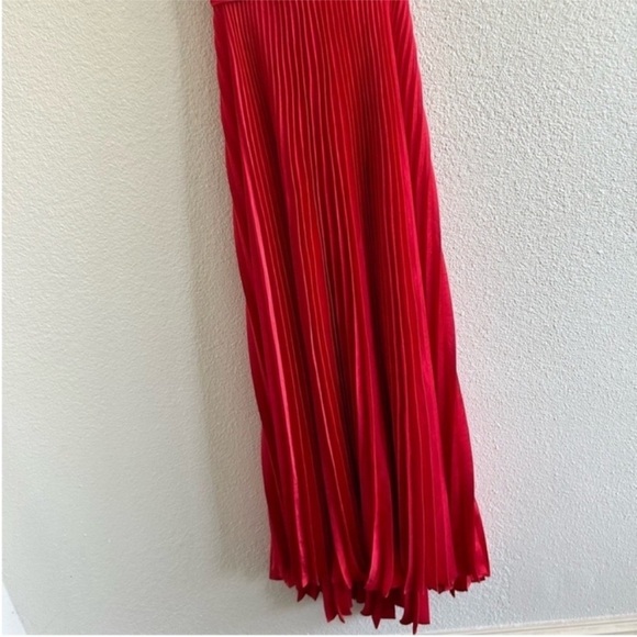 ALC Gemini Pleated Midi Dress Red NWT - Picture 8 of 11